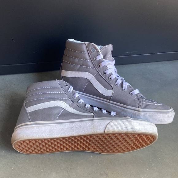 Womens Grey SK8-HI Shoe Vans Sz 9.5 - Picture 2 of 7